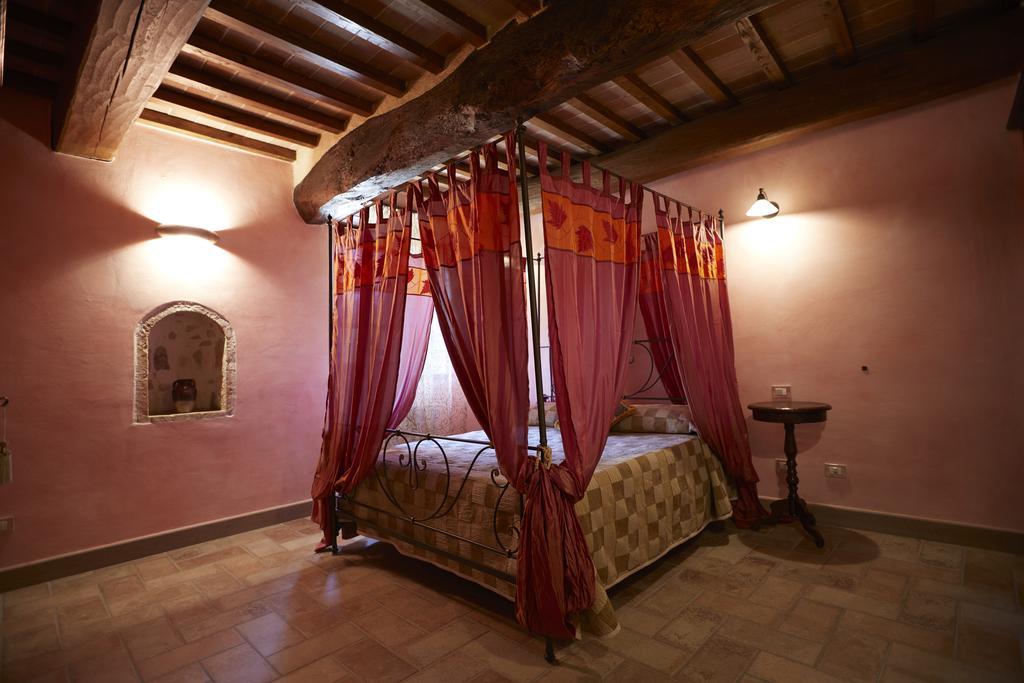 Agriturismo Il Molino Antico - 5 Girasoli Spoleto Exteriör bild