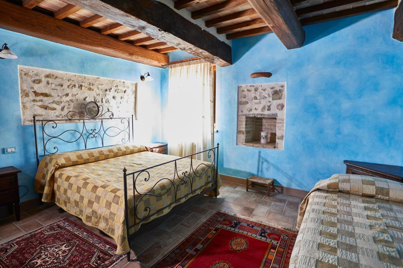 Agriturismo Il Molino Antico - 5 Girasoli Spoleto Exteriör bild